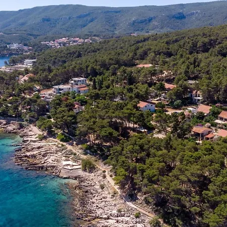 By The Sea Jelsa, Hvar - 4017 Apartment *